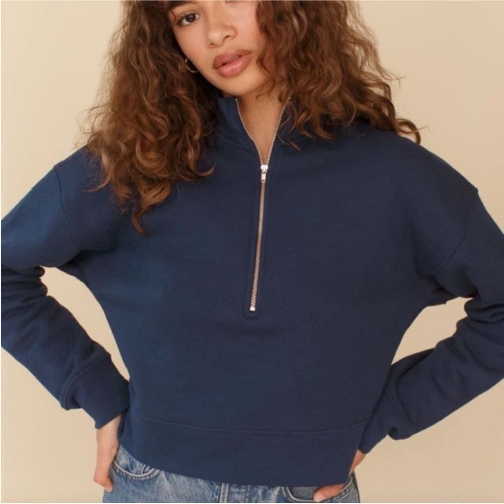 Reformation Marla Half Zip Cropped Sweatshirt in Navy